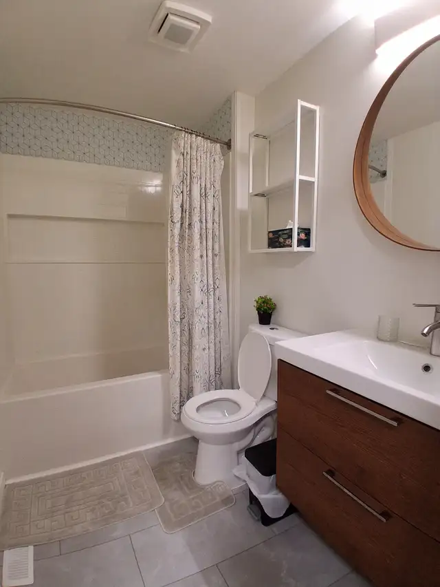 Female Only Rental | All-Inclusive Rooms Available for May 1st - Photo 9