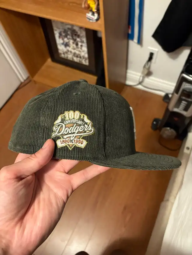 MLB Fitted Hats - Photo 2