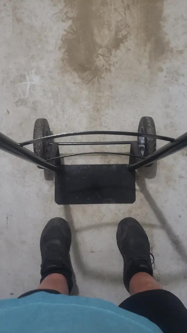 Olympia Pack-n-Roll Steel Hand Truck 300-lb Capacity for Sale - Photo 3