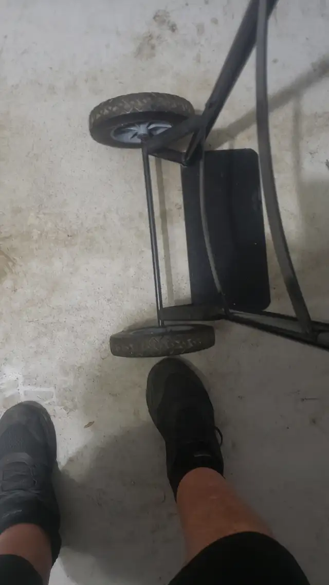 Olympia Pack-n-Roll Steel Hand Truck 300-lb Capacity for Sale - Photo 4