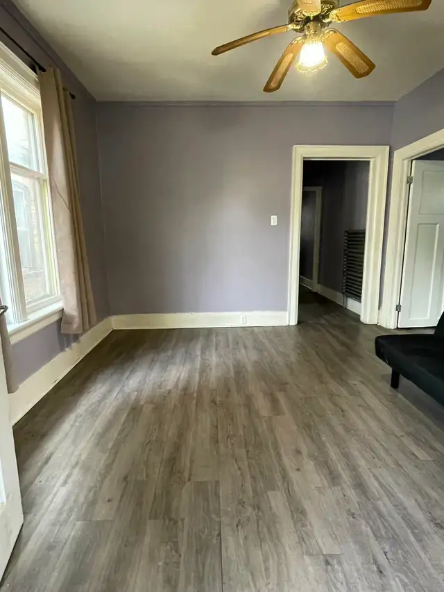 PERFECTLY LOCATED! Kitchener 3-bedroom house $2580/month - Photo 7