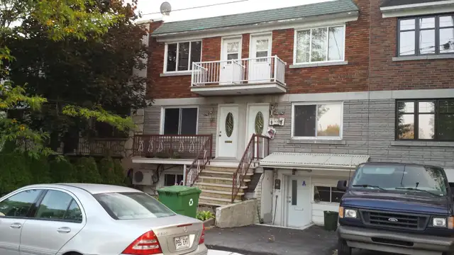 Metro langelier  3 1/2 1000$ 4 1/2 1100$