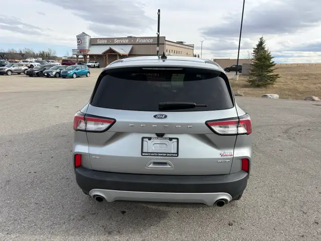 2021 Ford Escape SE AWD - Photo 2