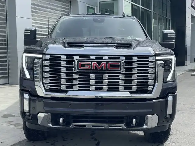 2025 GMC Sierra 2500HD Denali - Photo 2
