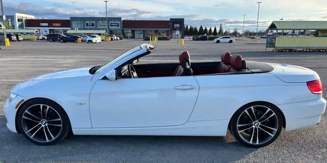 BMW 328i Cabriolet M Package | Red Interior | 110k km | Impeccab - Photo 2