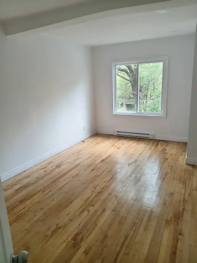 Beau 4 1/2 RÉNOVÉ | 1er étage d'un duplex | CDN-NDG - Photo 3