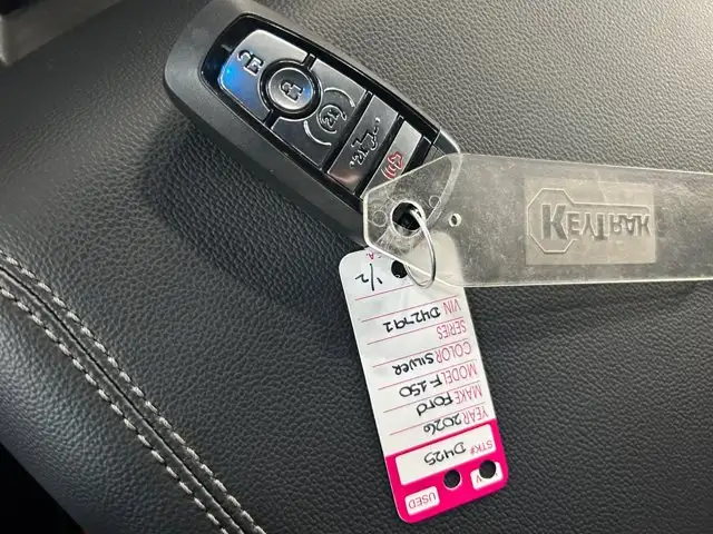 2026 Ford F-150 XLT - Photo 25