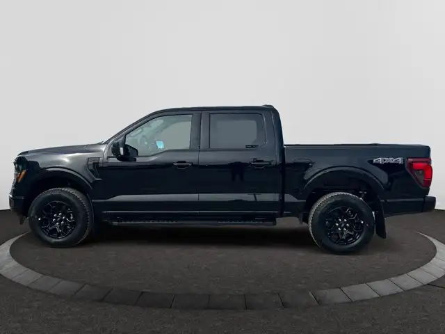 2026 Ford F-150 XLT - Photo 2