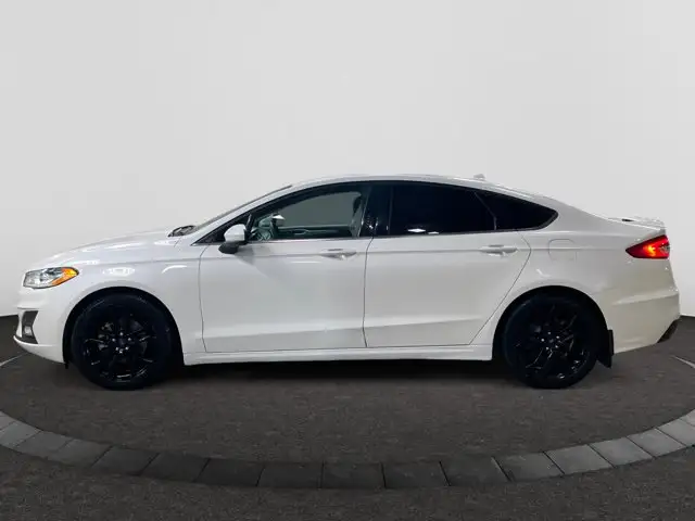 2020 Ford Fusion SE New Arrival - Photo 2