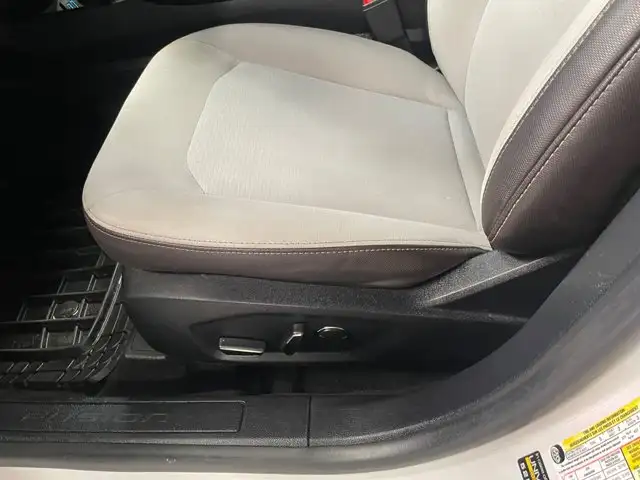 2020 Ford Fusion SE New Arrival - Photo 13