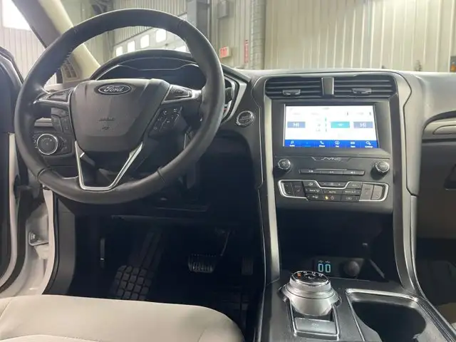 2020 Ford Fusion SE New Arrival - Photo 17