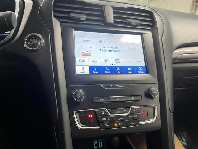 2020 Ford Fusion SE New Arrival - Photo 20