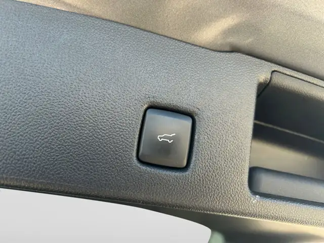 2025 Ford Escape PLATINUM EcoBoost™ AWD New Arrival - Photo 11