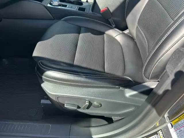 2025 Ford Escape PLATINUM EcoBoost™ AWD New Arrival - Photo 15
