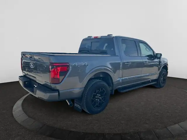 2026 Ford F-150 XLT - Photo 5