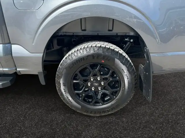 2026 Ford F-150 XLT - Photo 9