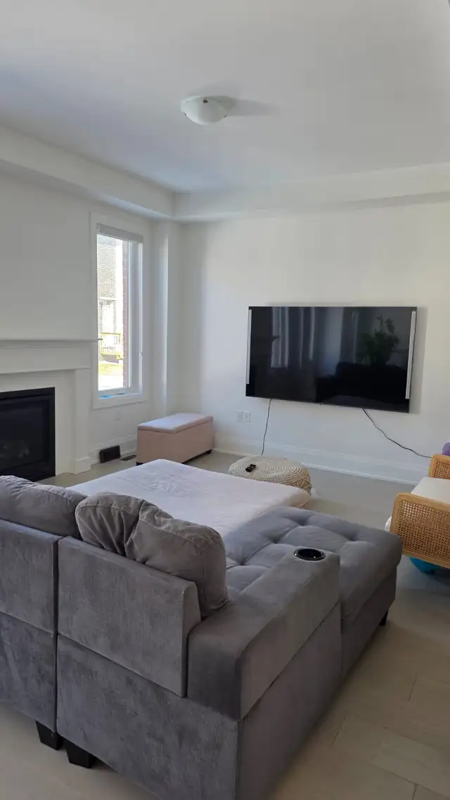 4BR Detached Home for Rent in North Pickering - Photo 6