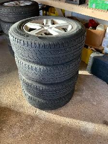 2014 Kia Sportage used rims & tires