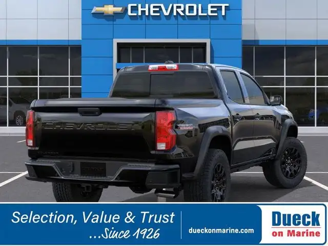 2026 Chevrolet Colorado Trail Boss - Photo 4