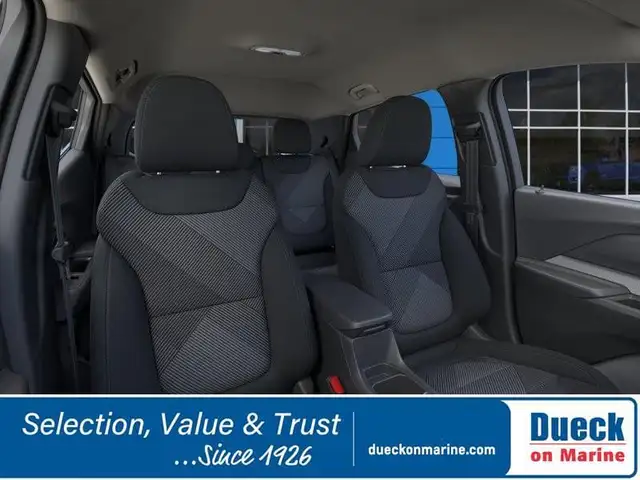 2027 Chevrolet Bolt LT - Photo 6