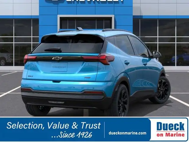 2027 Chevrolet Bolt RS - Photo 4