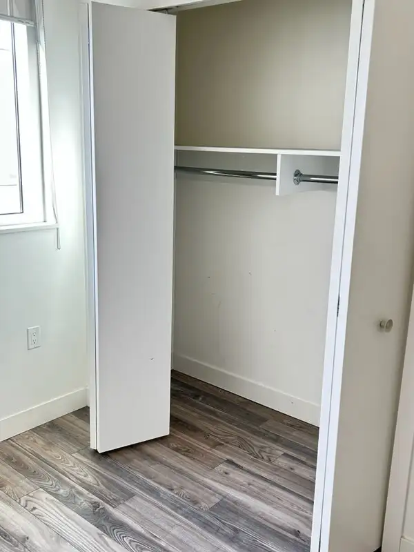 2BR - Bright & Spacious Apartment on Commercial Drive - $2650 - Photo 9