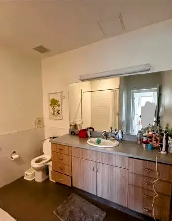 2BR - Bright & Spacious Apartment on Commercial Drive - $2650 - Photo 11