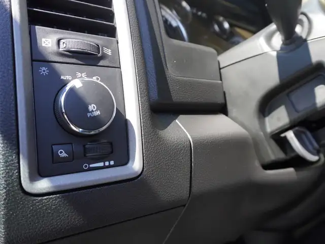 2021 Ram 1500 SPORT HEMI 4x4 Crew Cab 5'7 Box - NIGHT EDITION - Photo 21