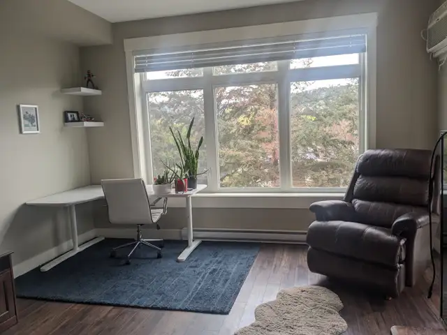 Beautiful 1 bedroom 1 bath apartment across from TRU Kamloops