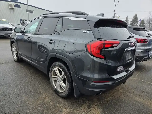 2019 GMC Terrain SLE, AWD, 2.0L TURBO, SIEGES CHAUFFANTS - Photo 2