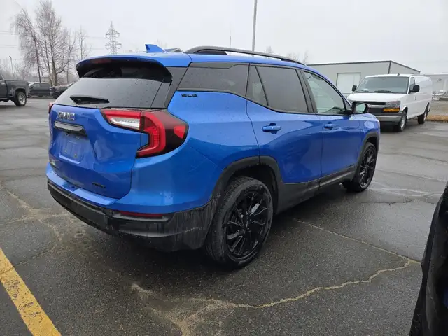 2024 GMC Terrain SLE, AWD, SIEGES CHAUFFANTS - Photo 9