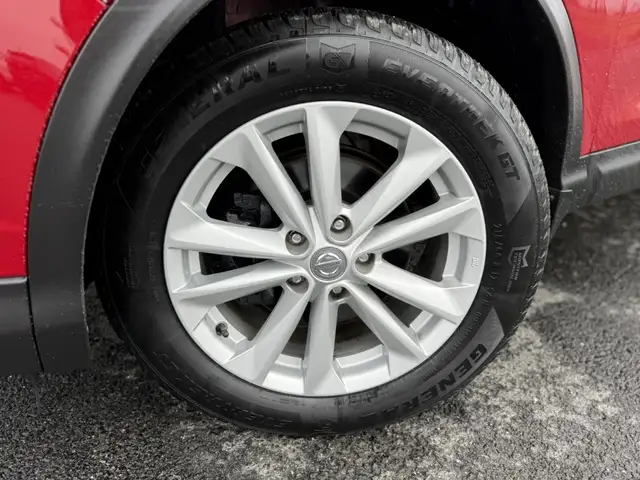 2017 Nissan Qashqai SV  AWD  99 083 kms - Photo 3