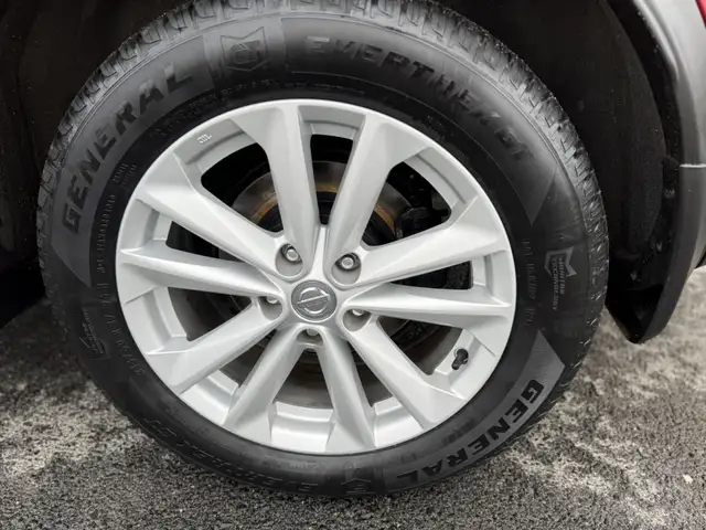 2017 Nissan Qashqai SV  AWD  99 083 kms - Photo 5