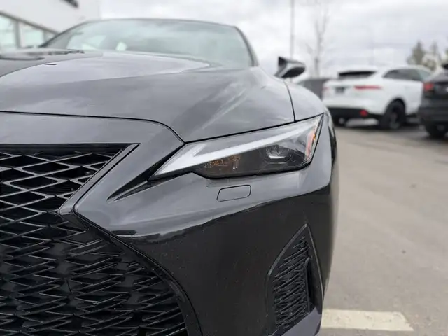 2023 Lexus IS 300 F SPORT 2 - Photo 12