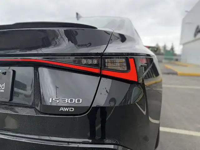 2023 Lexus IS 300 F SPORT 2 - Photo 13