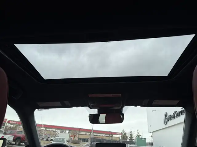 2023 Lexus IS 300 F SPORT 2 - Photo 18