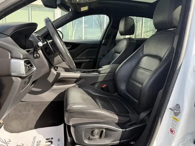 2017 Jaguar F-PACE 35t Prestige - Photo 14