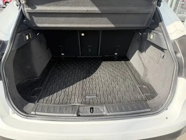 2017 Jaguar F-PACE 35t Prestige - Photo 17