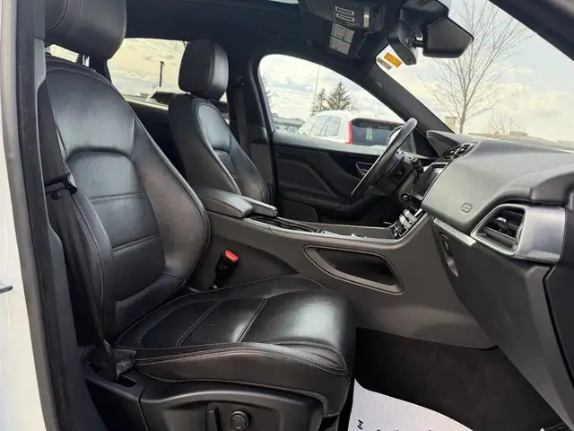 2017 Jaguar F-PACE 35t Prestige - Photo 18