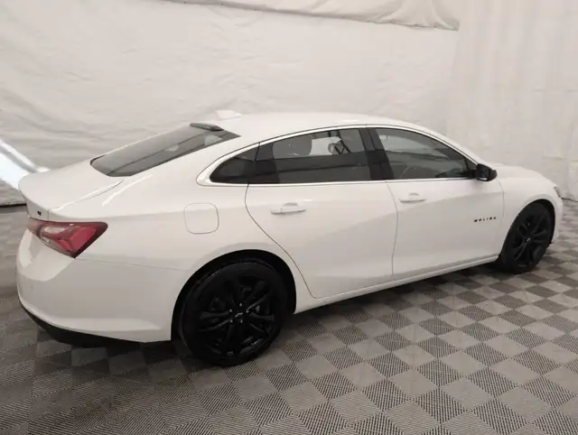 2024 Chevrolet Malibu - Photo 4