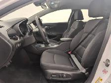 2024 Chevrolet Malibu - Photo 12