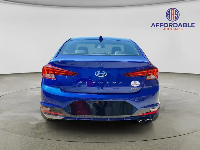 2019 Hyundai Elantra Sport - Photo 4