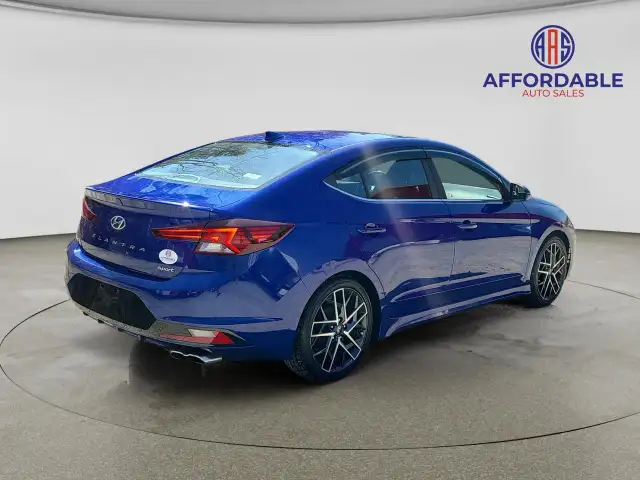 2019 Hyundai Elantra Sport - Photo 5