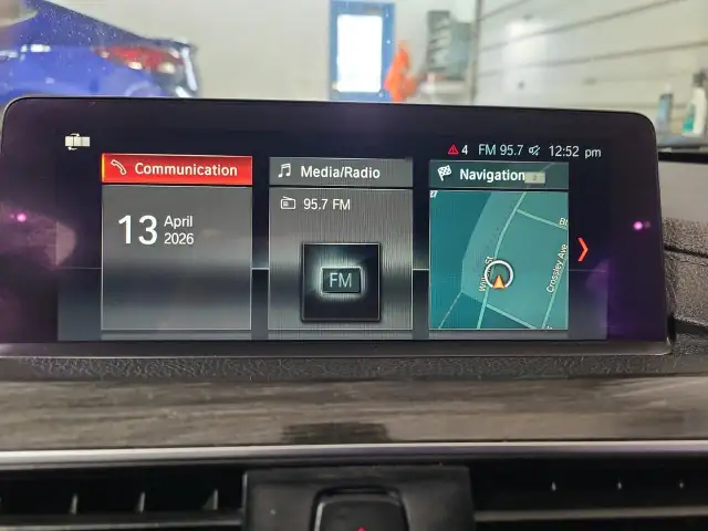 2018 BMW 3 Series 330i xDrive - Photo 22