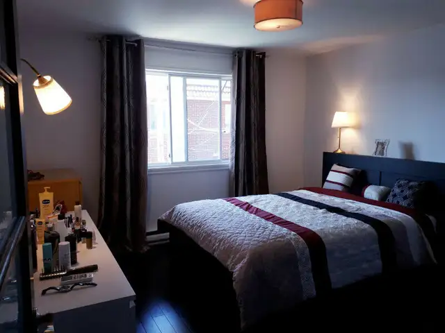 BREATHTAKING TWO BEDROOM APARTMENT FOR A PROFESSIONAL - Photo 3