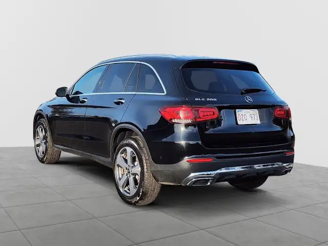 2022 Mercedes-Benz GLC 300 AWD | Apple CarPlay | Panoramic Su... - Photo 6