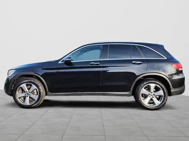 2022 Mercedes-Benz GLC 300 AWD | Apple CarPlay | Panoramic Su... - Photo 7
