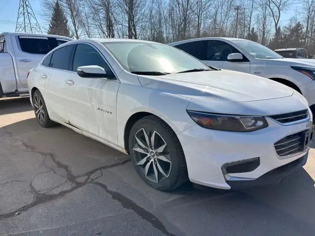 2016 Chevrolet Malibu LT - Leather Seats - $178 B/W - Photo 2