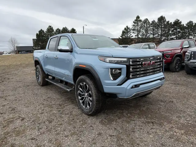 2026 GMC Canyon Denali - Leather Seats - Sunroof - $484 B/W - Photo 3