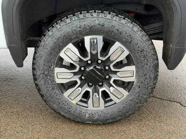 2026 GMC Sierra 2500HD Denali - Leather Seats - $859 B/W - Photo 9